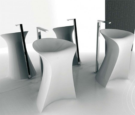 http://www.leblogdeco.fr/wp-content/2008/07/lavabo-design-hidra-450x384.jpg