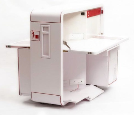bureau valise à  roulettes out of box workstation design Planet3 studio