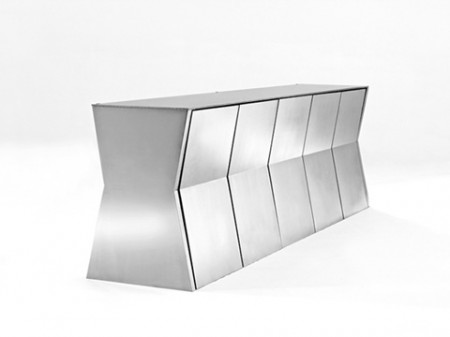 Monolith table Gioia Meller Marcovicz design