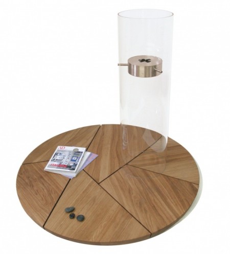 cheminée cylindrique en verre à l\'éthanol sur socle en bois rond Ponton fireplace