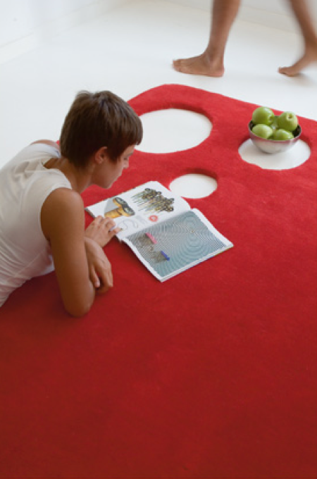 Tapis avec trou Pomp Ododesign