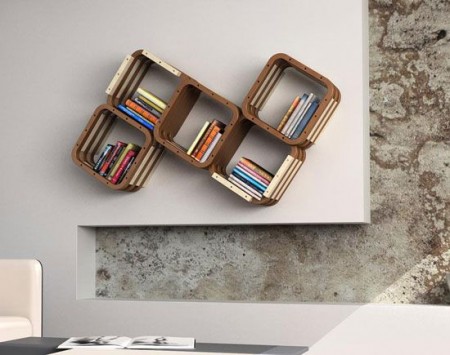 http://www.leblogdeco.fr/wp-content/2009/09/etagere-murale-modulable-more-450x355.jpg