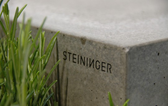 Plan de travail en béton dans une cuisine Steininger