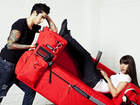 Sofa Eastpak rouge