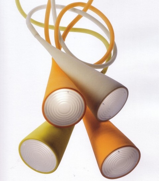 Lampe conique Foscarini Uto