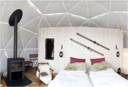 Chambre d'hotel igloo Whitepod