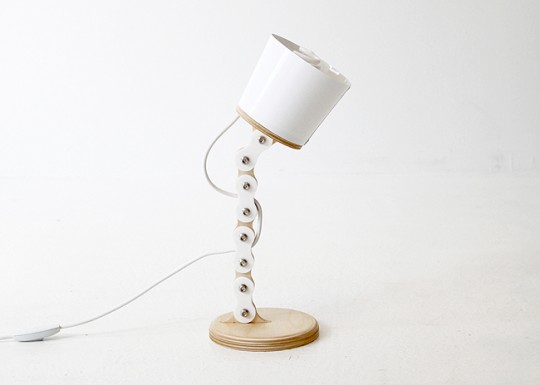 B chain - la lampe à  poser originale
