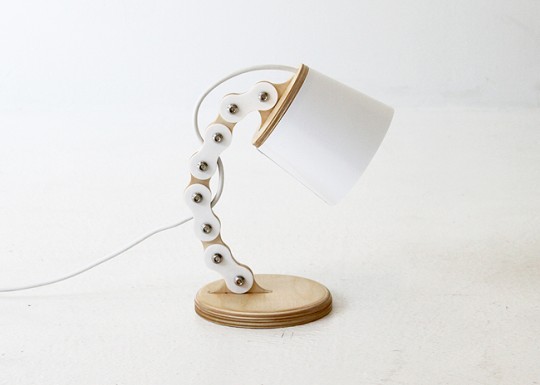 B chain lamp blanche