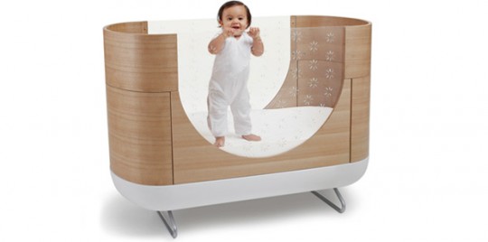 Ubabub, Pod Cot, lit bébé en bois avec parois transparentes