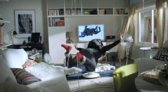 Njut! dans 27m2 - publicité Ikea 2011