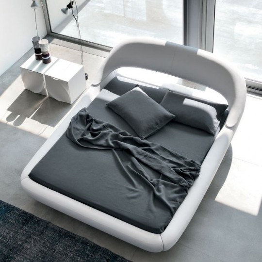 Lit design en cuir blanc Sleepy