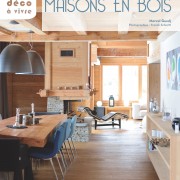 Livre Maisons en bois, éditions déco à vivre