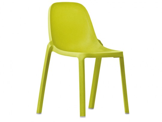 Chaise Broom dessinée par Philippe Starck