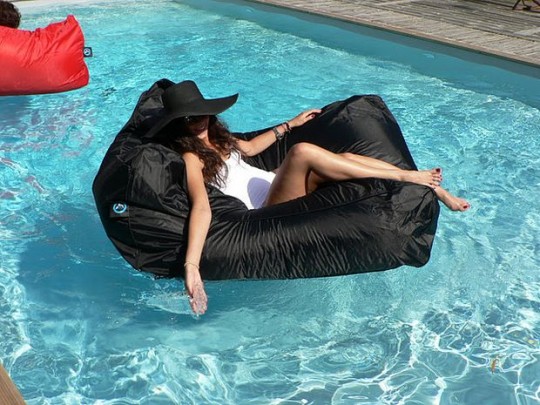 Pouf de piscine noir