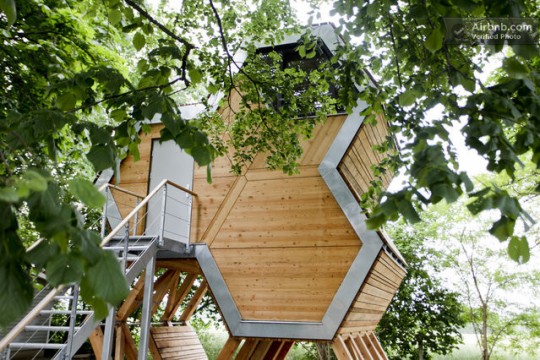 Une cabane dans les arbres à  louer sur Airbnb