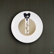 Assiette design avec un éléphant par Laurent Meurgey