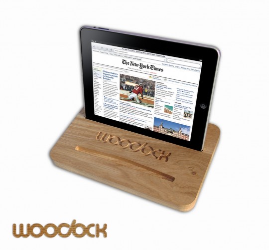 Dock iPad en chêne Woodock