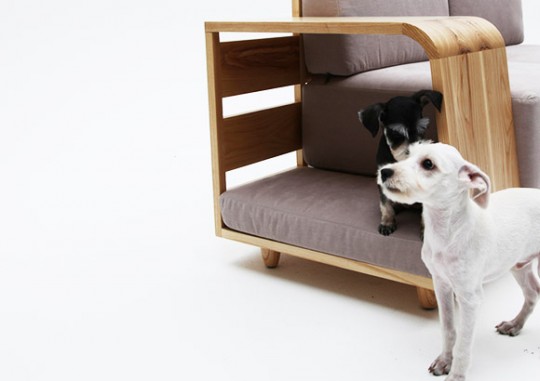 The dog house sofa, le canapé avec niche pour chien intégrée