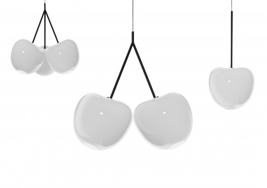 Cherry Lamp White : Suspension avec des cerises blanches