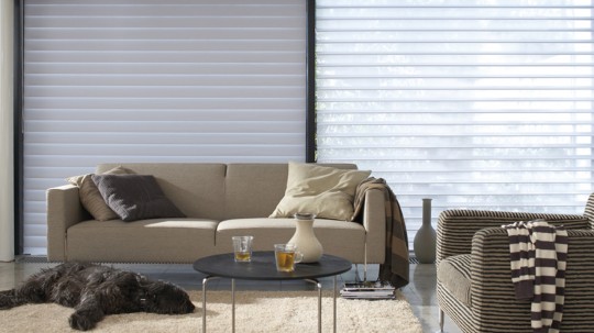 Store à  bandes larges horizontales Luxaflex Silhouette