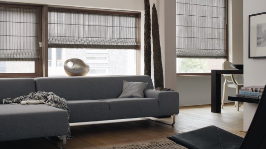 Store en tissu gris Luxaflex