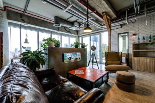 Les bureaux de Google à  Tel Aviv avec une décoration contemporaine