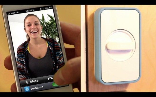 Doorbot + Lockitron : Pour voir qui sonne à  votre porte et l'ouvrir avec votre iPhone