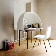 Idée déco : Un petit bureau fermé pour s'isoler dans sa bulle