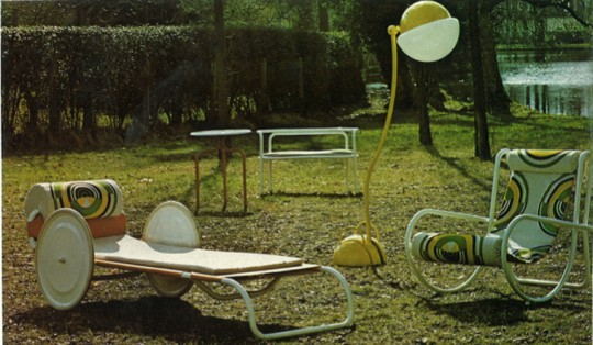 Mobilier de jardin du film La Piscine