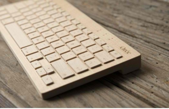 Clavier pour ordinateur en bois massif Orée