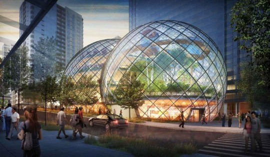 Le siège futuriste d'Amazon à  Seattle la nuit