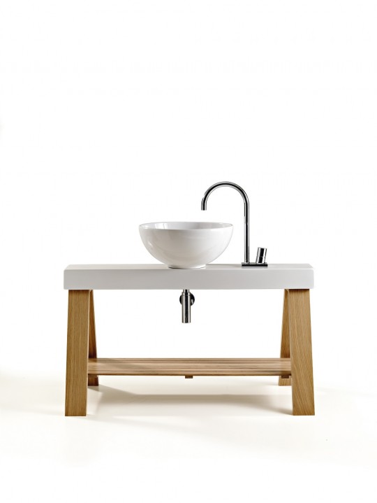Vasque céramique blanche sur meuble de salle de bain en bois CAVALLETTO