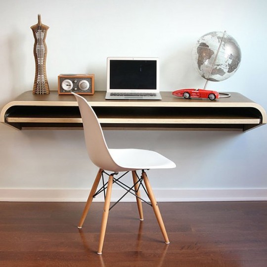 Bureau suspendu par Orange22 design lab