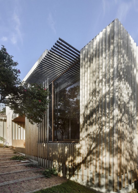 Maison contemporaine à Brighton en Australie rénovée par MFD architectes