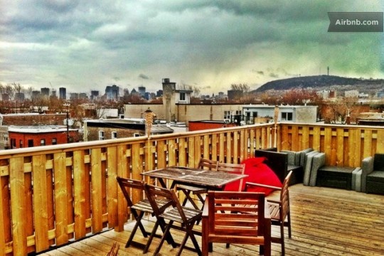 Airbnb terrasse d'un studio à Montréal