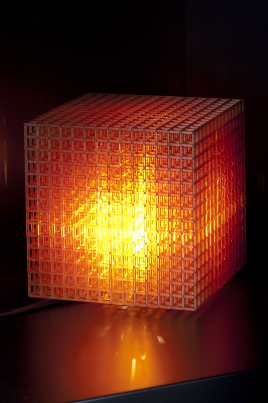 Lampe cubique Open Cube MGX