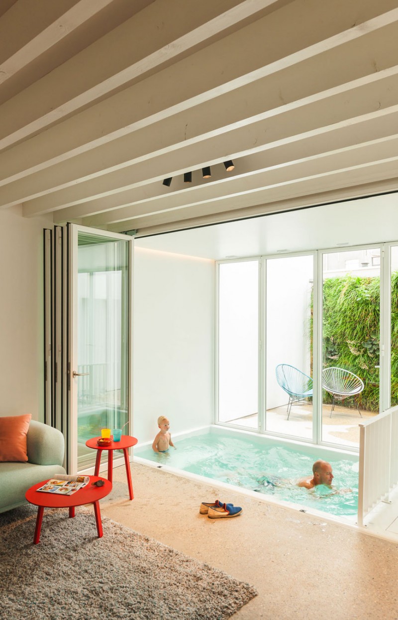 Belgique : maison de ville contemporaine lks par p8 architectes