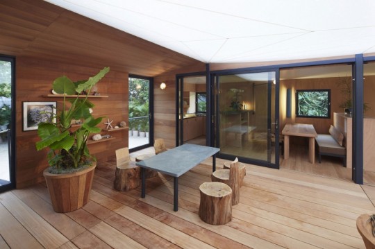 La Maison au bord de l’eau by Charlotte Perriand & Louis Vuitton patio zen