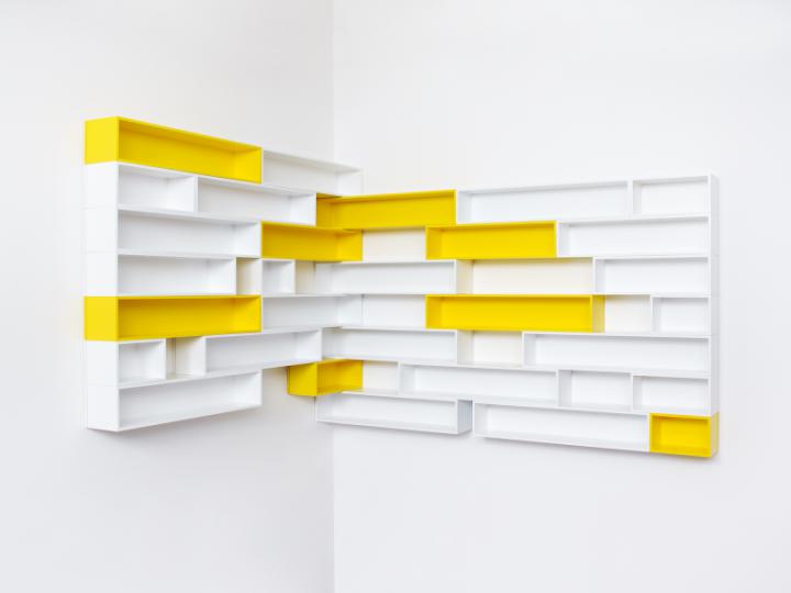 etagere d'angle jaune