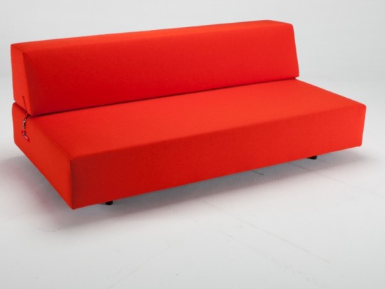 Xerxes Innovation sofá convertible de diseño naranja
