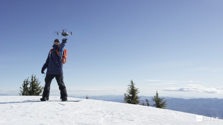 Lancer le drone Lilly pour filmer vos exploits sportifs