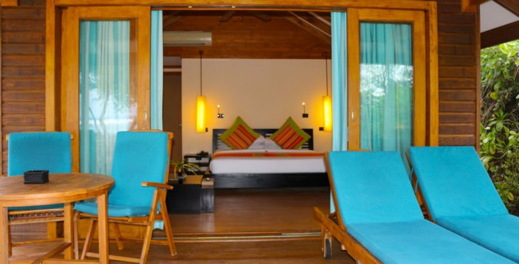 Maldives : Meedhoo Canareef Resort Maldives 4* Sunset Beach Villa Terrasse