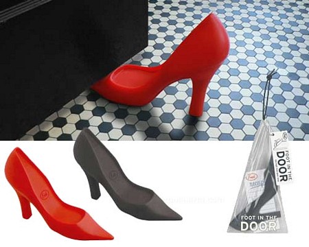 bloque-porte design en forme de chaussure rouge