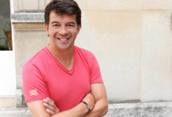 People : Stéphane Plaza réclame 70.000 € à un Agent Immobilier People : Stéphane Plaza réclame 70.000 € à un Agent Immobilier