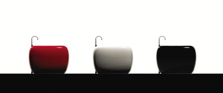 la baignoire de poche Coccinelle se décline en 3 couleurs : blanc rouge noir