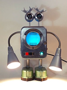 lampe robot récup Kikidesign