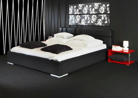 photo d’un lit en cuir synthétique design contemporain de couleur noir
