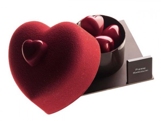 Photo chocolat en forme de coeur rouge - Pierre Marcolini