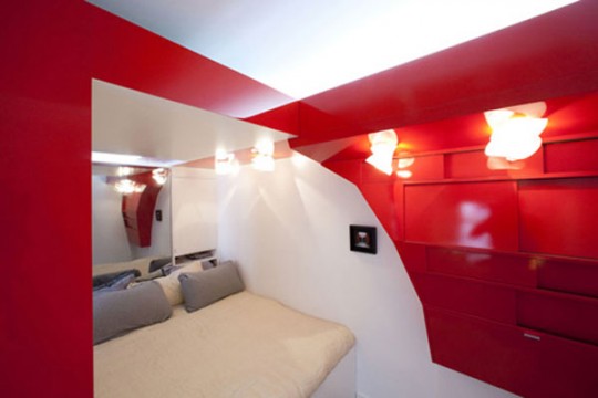 Chambre dans un studio design à Paris - Red Nest