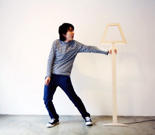 Flat light DMO - lampadaire en bois design